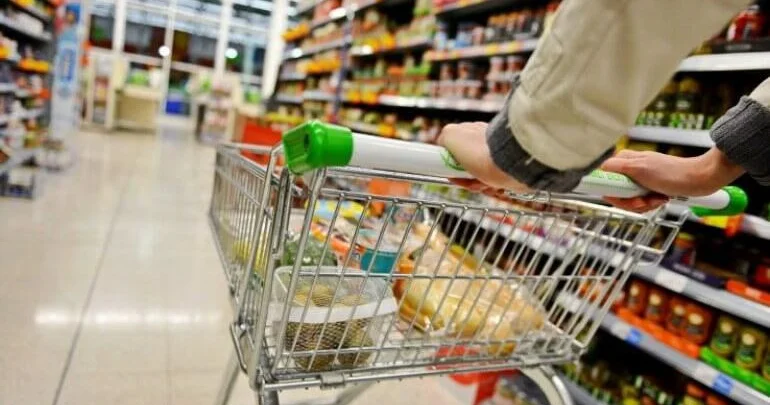 Dollarla bağlı GÖZLƏNİLMƏZ QƏRAR “Bu məhsullar BAHALAŞACAQ”