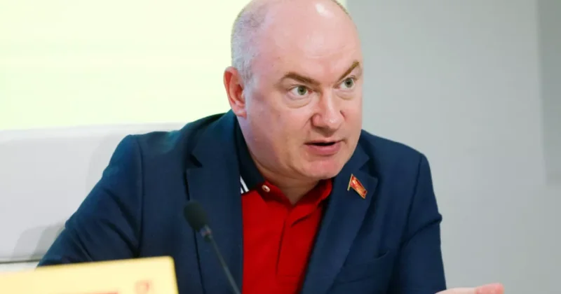 Не нравится жить в России плати больше В РФ предложили втрое поднять цены на зарубежные фильмы