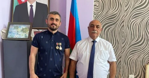 Nail Kəmərli ona verilmiş saxta medallardan İMTİNA ETDİ FOTO