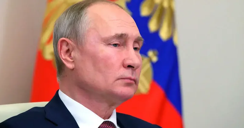 Putin Perm şəhərinə səfər edib