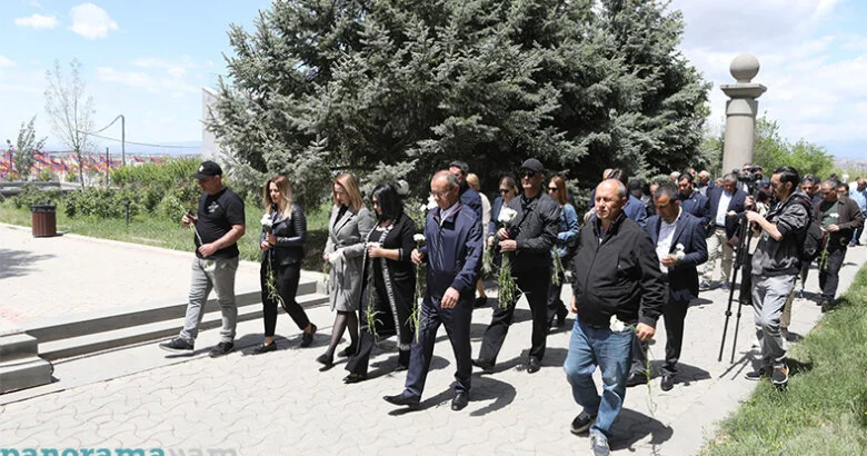 Erməni separatçılarını indi məzarlıq bir araya gətirir