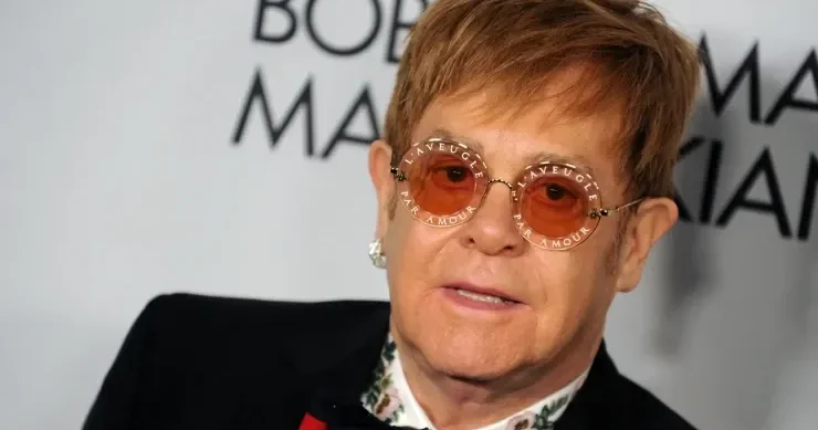 Ölümə hazırlaşır: Elton Con ailəsinə tükürpədici hədiyyələr hazırladı
