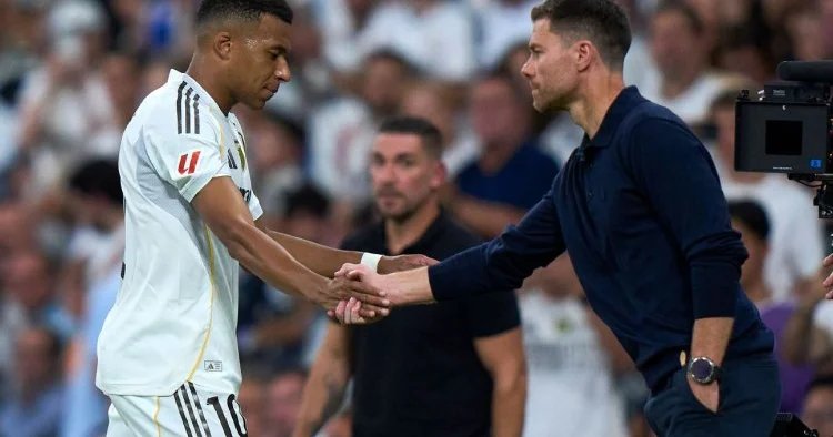 Mbappe bəzi oyunlara əsas heyətdə başlamayacaq, o bunu bir reallıq kimi qəbul etməlidir Alonso