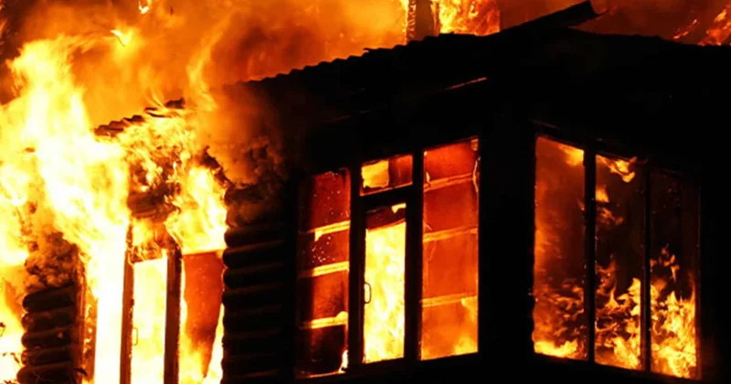 Qonşusundan qisas almaq üçün evi yandırdı, uşaq həlak oldu