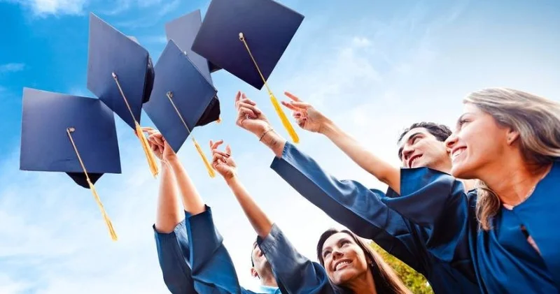 Diploma gedən yol qısalır: Bakalavr 3, magistratura 1 il olacaq?