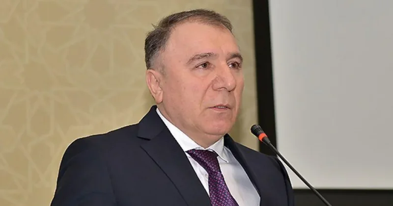 Ильхам Алиев наградил Искендера Джавадова Почетным дипломом президента