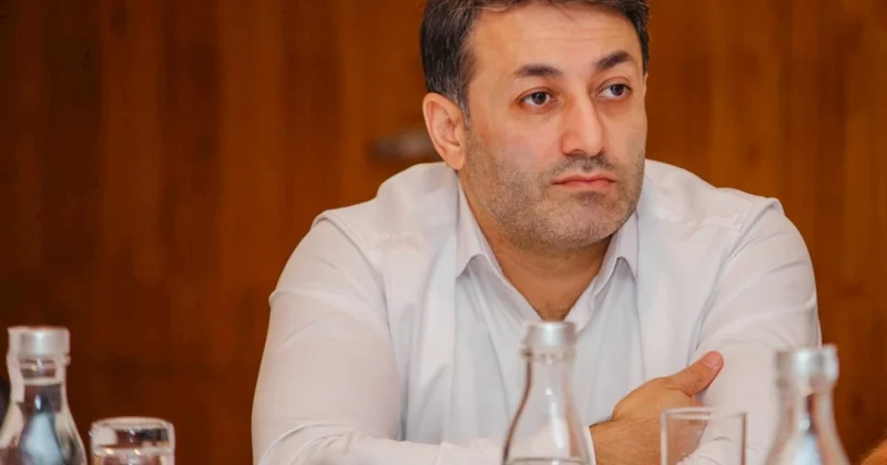Xalqın qəlbinə toxunan təvazökarlıq: Vəzifədən hündür insanlıq Elmir Muradov yazır