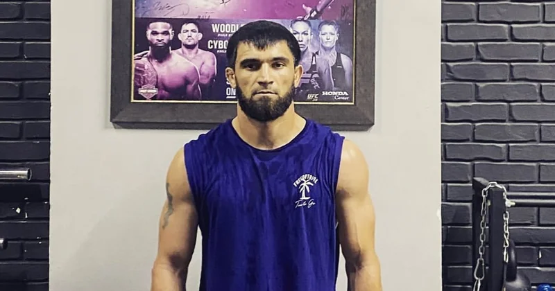 “Sürücü işləyirəm, amma təslim olmuram” MMA döyüşçüsü Marat Safarovun ə MÜSAHİBƏSİ + FOTO/VİDEO