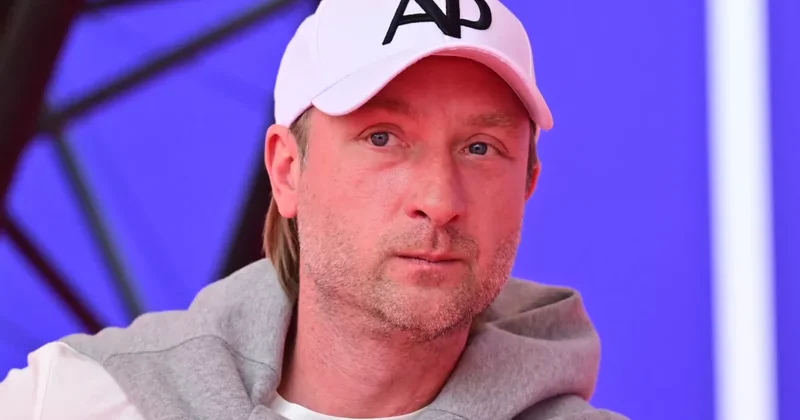 Евгений Плющенко попал в больницу