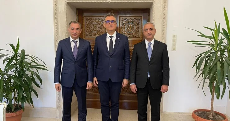 Prezidentin xüsusi nümayəndəsi Rumıniya Prezidentinin müşaviri ilə görüşdü FOTOLAR