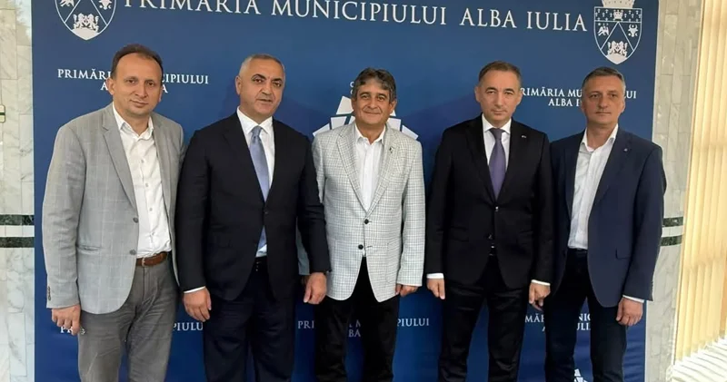 Elçin Yusubov Rumıniya Prezidentinin müşaviri və Alba Yuliya şəhərinin meri ilə görüşdü (FOTO)