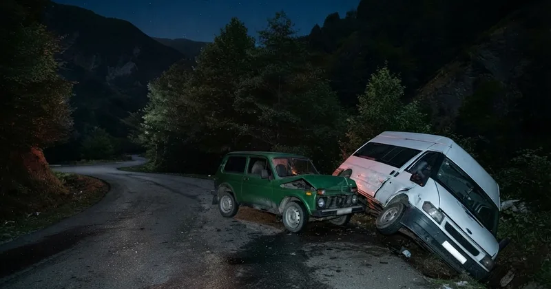 Ford Transit Niva ilə toqquşdu: Dörd nəfər xəstəxanaya yerləşdirildi
