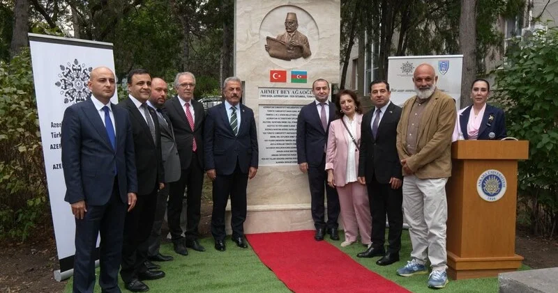 Əhməd Ağaoğlunun ruhu Ankarada yaşadıldı: Adını daşıyan auditoriya və barelyef açıldı