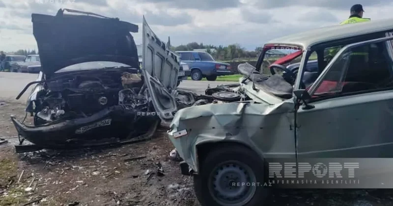 В Джалилабаде столкнулись два автомобиля, пострадали пять человек