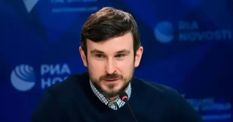“Sputnik Azərbaycan”ın həbsdən azad edilən rəhbəri Rusiyaya yola düşdü