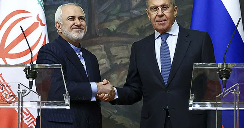 Зариф ответил Лаврову и назвал две красные линии России