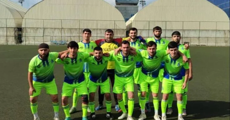 Xudatın komandası rəqib qapısından 7 qol keçirdi