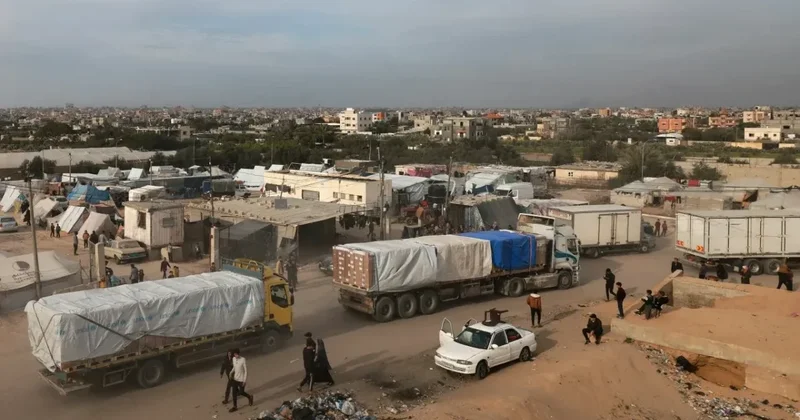 İsrail Qəzza zolağına humanitar yardımın daxil olmasını dayandırıb