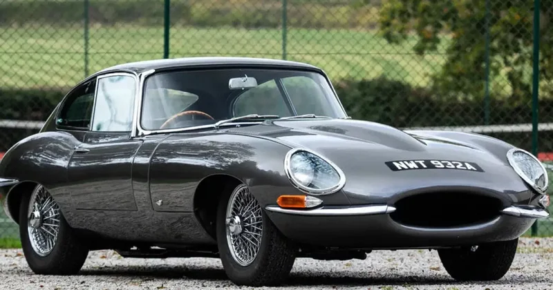 Мистер Бин продает свой Jaguar ФОТО