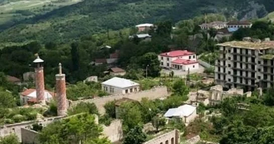 İqtisadçı: İran da buyurub əlini daşın altına qoya bilər