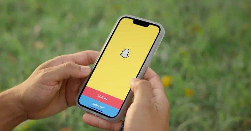 Скандал вокруг Snapchat: My AI способен раскрывать опасные сведения