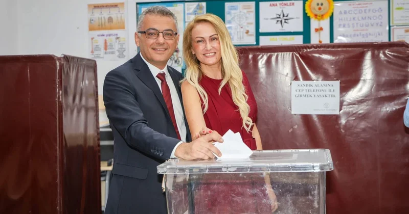 Şimali Kiprdə seçkilər: Müxalif namizəd liderdir