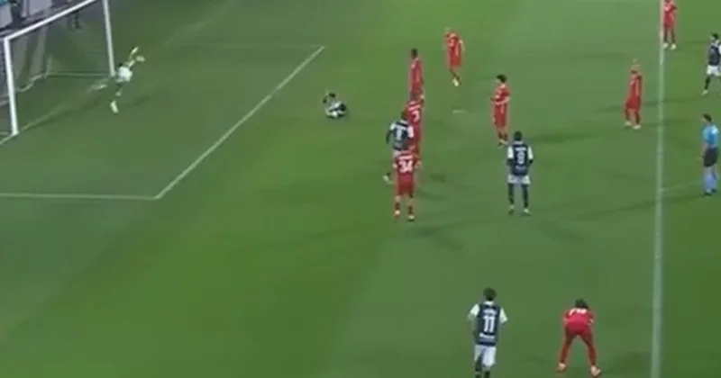 Əvvəlcə VAR işləmir dedilər, sonra isə... Video
