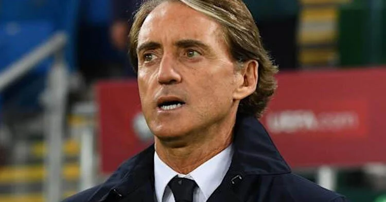 Roberto Mançini geri qayıdır