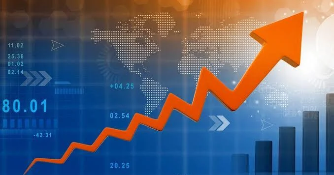 Azərbaycan iqtisadiyyatı son 23 ildə artım tempinə və ölkəyə daxil olan valyutanın həcminə uyğun olaraq genişlənib Rəy