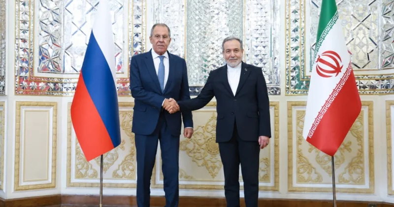 В Тегеране проходят переговоры глав МИД России и Ирана