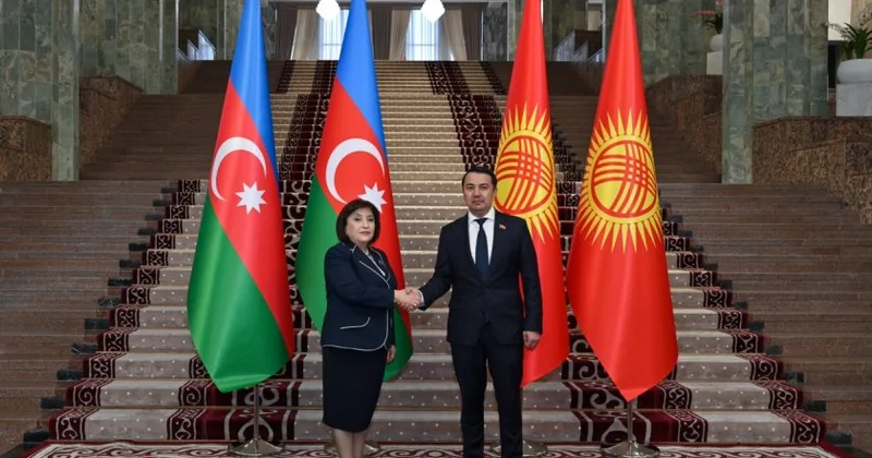 Sahibə Qafarova Qırğız Respublikası Joqorku Keneşinin sədri ilə görüşüb