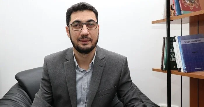 Baş Prokurorluğun axtarışa verdiyi Zəkəriyə kimdir?