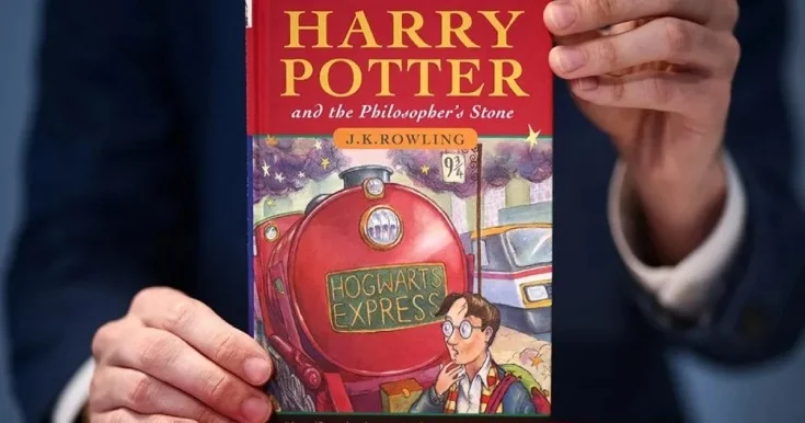 Səhv çap olunan “Harri Potter” bu qiymətə satıldı