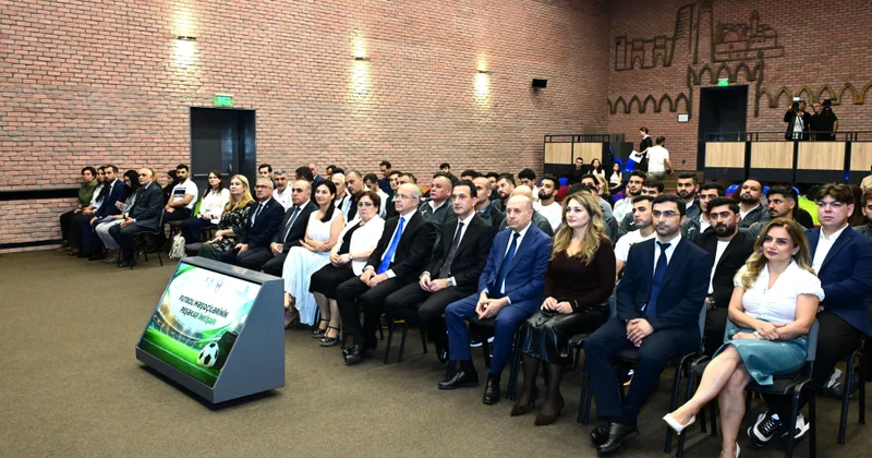 “Qarabağ”da məşqçilərin peşəkar inkişafı istiqamətində təlimlər davam etdiriləcək