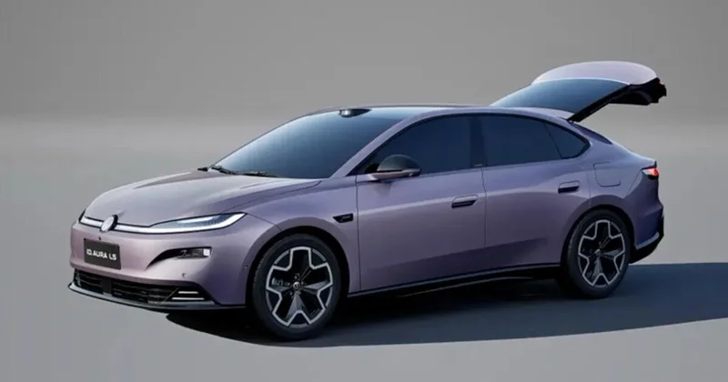 Volkswagen показал новый лифтбэк ФОТО