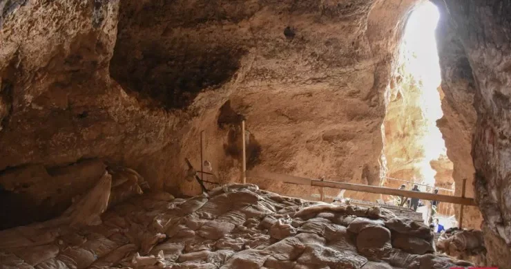 “KARABAKH DISCOVER” layihəsi ilk dəfə Azıx mağarasının içərisindən görüntülər təqdim etdi VİDEO