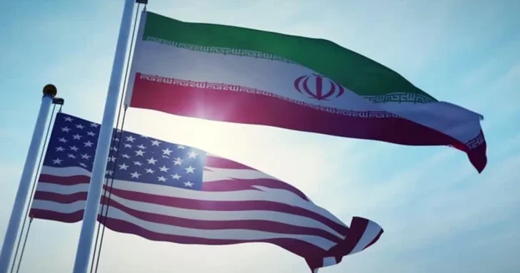 США призвали своих граждан немедленно покинуть Иран