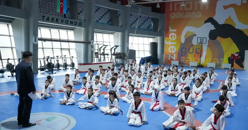 Azərbaycan Taekvondo Federasiyası dan imtahanı keçirib FOTOLAR