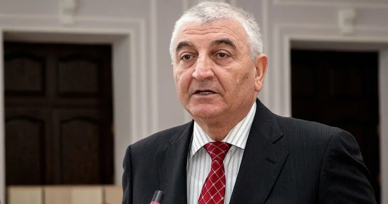 Məzahir Pənahov Serbiyada seçkiləri müşahidə edəcək