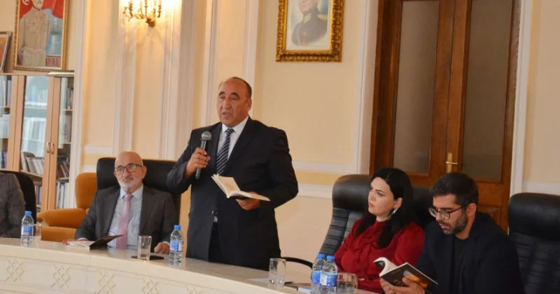Sözün işığında mənəvi yolçuluq FOTOLAR