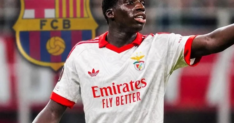 Barselona 18 yaşlı müdafiəçini transfer etmək istəyir