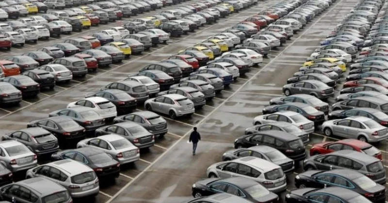 Gürcüstandan Azərbaycana avtomobil ixracı 32% azalıb
