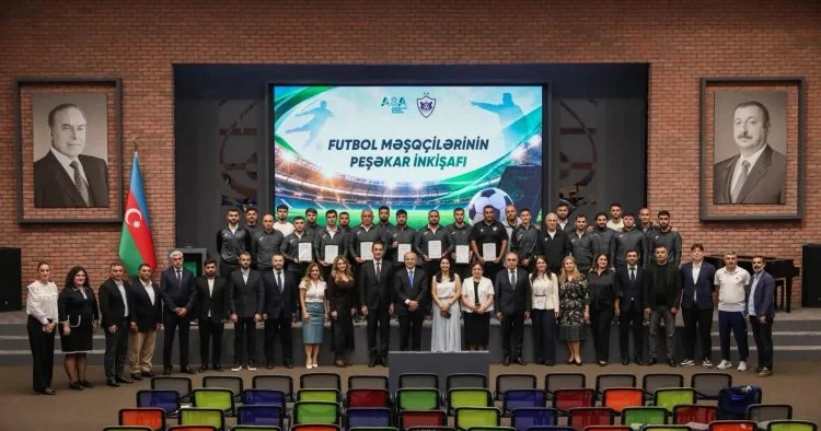 “Futbol məşqçilərinin peşəkar inkişaf proqramı” başa çatdı