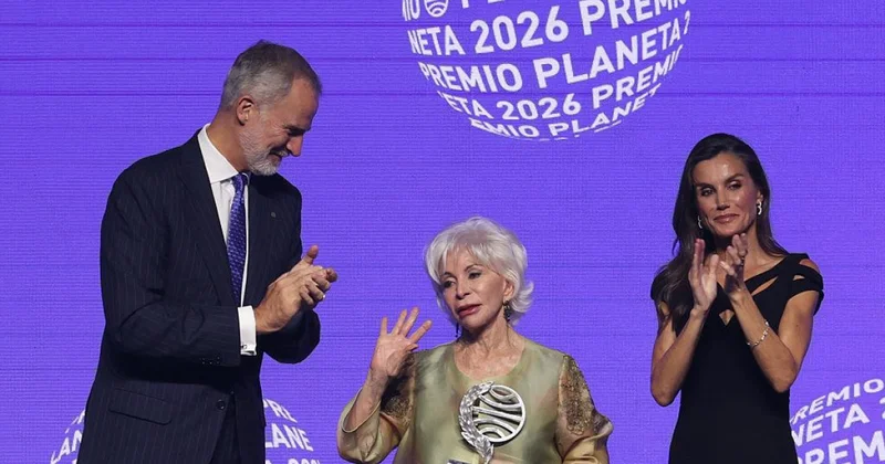 İzabel Alyende bir milyon avroluq mükafat qazandı Romanını təxəllüslə təqdim etmişdi
