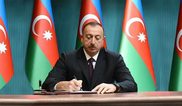 Prezidentin sərəncamı ilə yeni hakimlər təyin olundu
