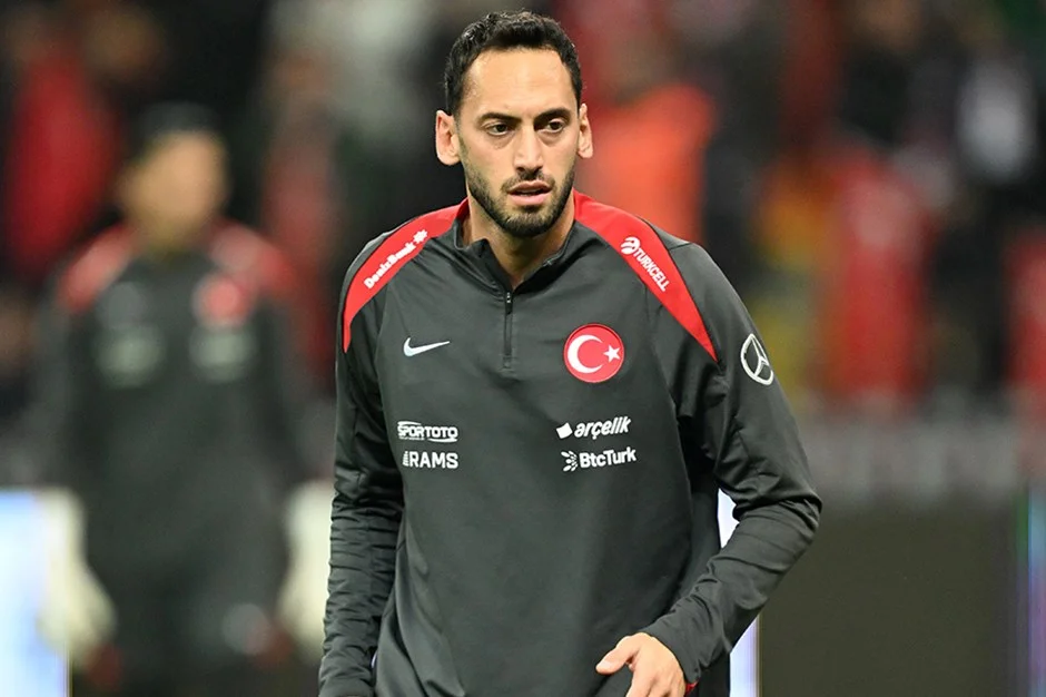 Çalhanoğlu da sıradan çıxdı