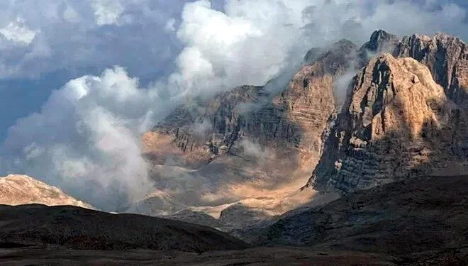 İki qadın alpinist itkindi, axtarış işləri başladı