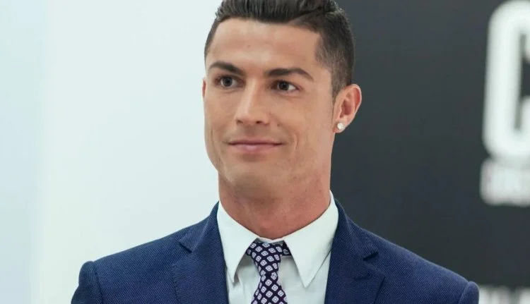 Ronaldo da Bakıya gəlir?