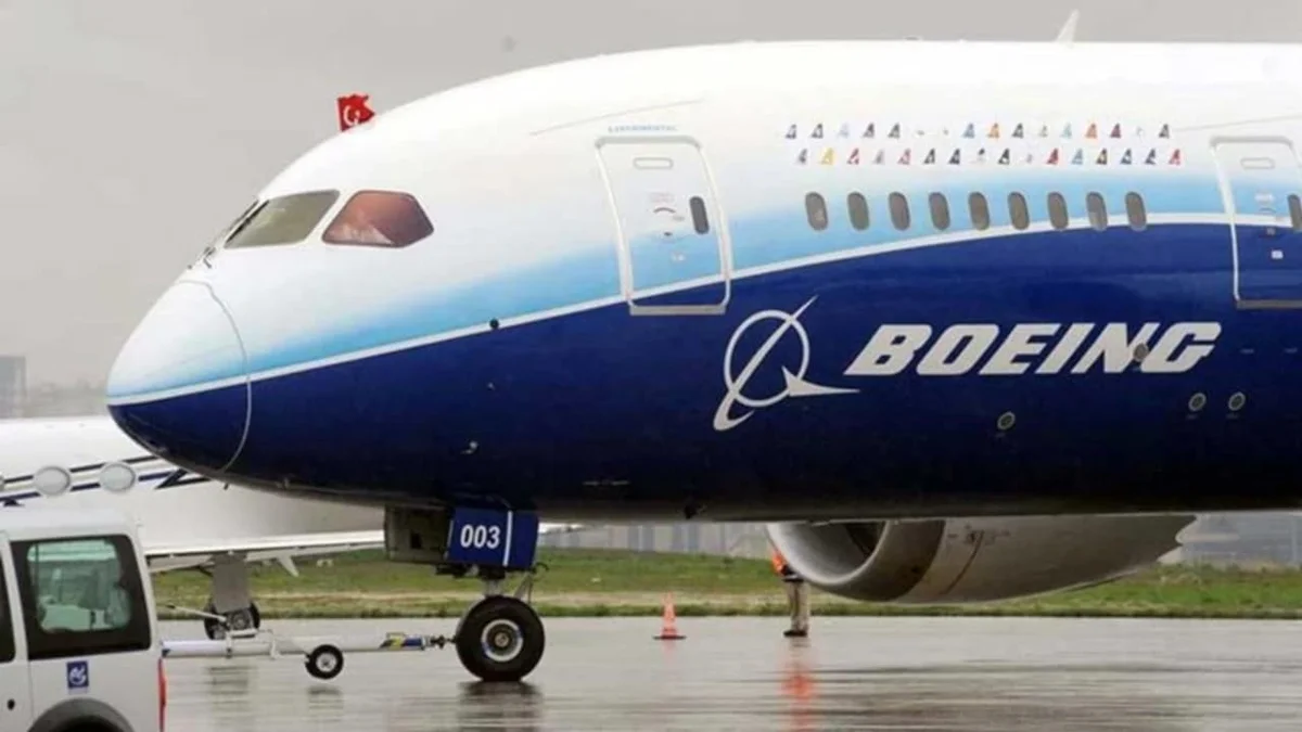 Boeing 2 mindən çox iş yerini ixtisar edəcək