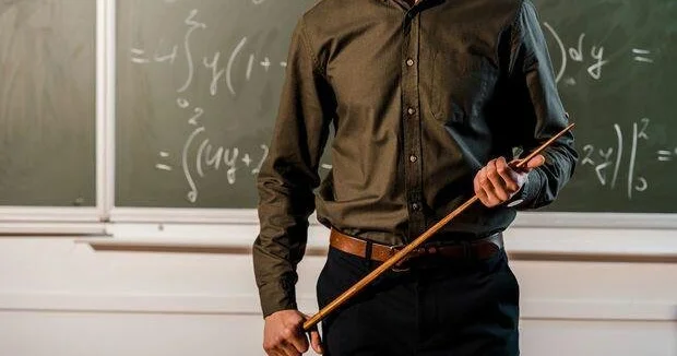 Azərbaycanda 25 yaşlı müəllim hərbi hissəni partlatmaq istəyirmiş... FOTO